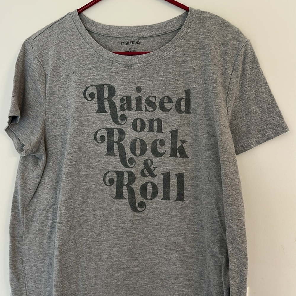 Maurices Rock & Roll Graphic Tee women’s size xl - Picture 2 of 4